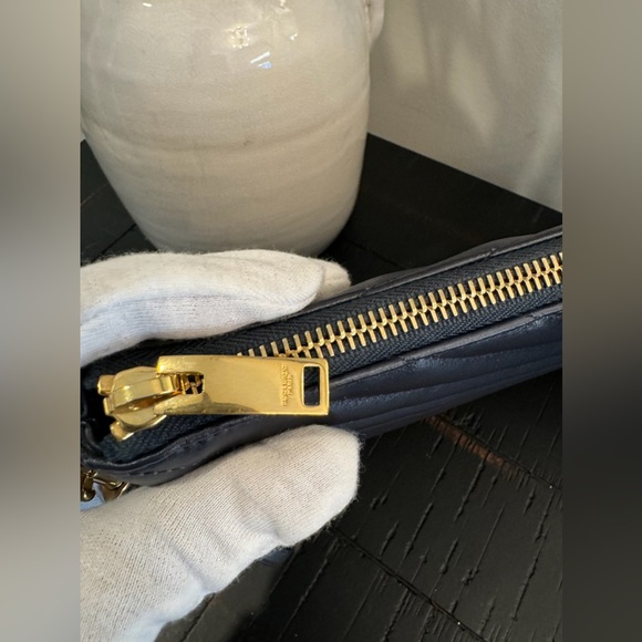 SOLD-YSL Matellasse Tablet Clutch Quilted Leather - Picture 9 of 12